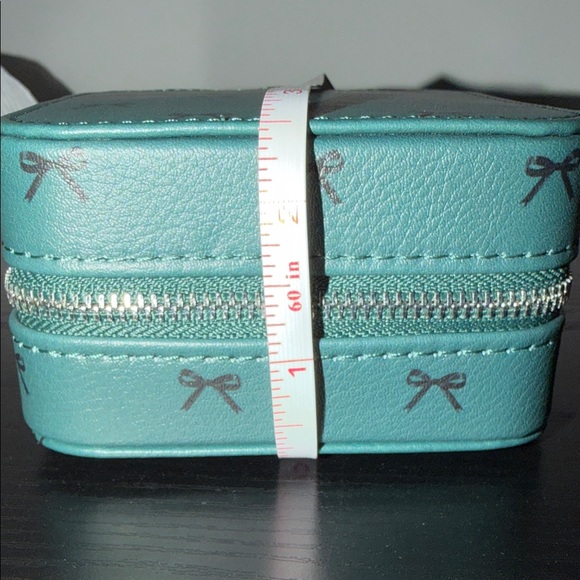 Jewelry Organizer Travel Size - Picture 6 of 7